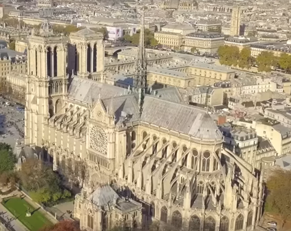 Les racines de Notre-Dame de Paris, un film sur l’histoire de la restitution à l’identique de la charpente